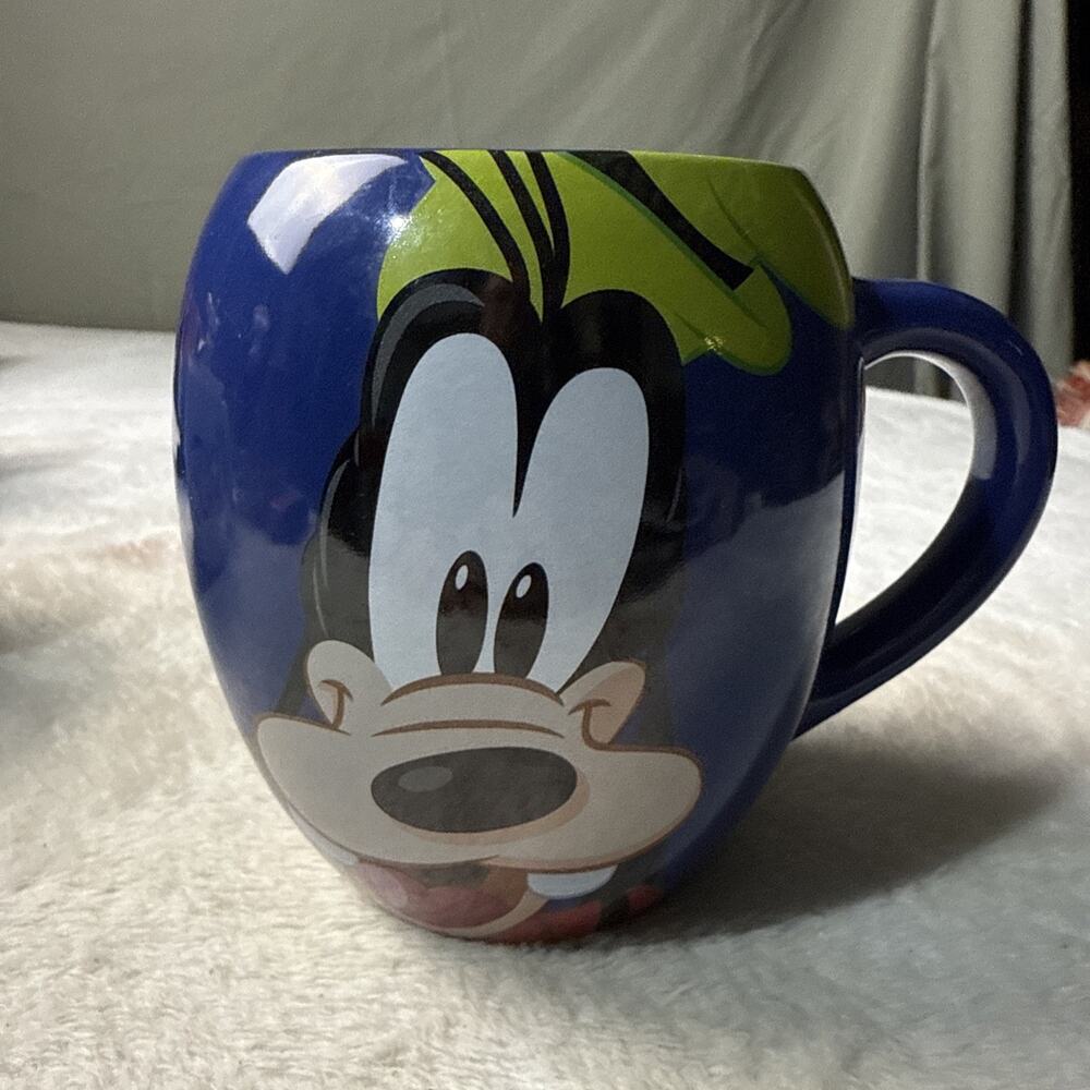 Disney Parks Goofy Garwsh! Ceramic Barrel Style Coffee Cup Mug Blue Face